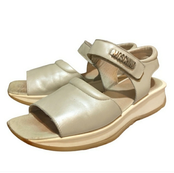 LOVE MOSCHINO Calfskin Logo Platform Sandals EUC!